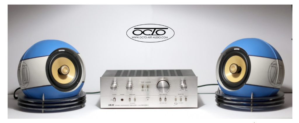 OCTO 300 70 special edition racing blue luxury hifi speaker handcrafted