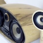 Enceinte hifi design en bois précieux OCTO 600 pour intégration architecturale de luxe.